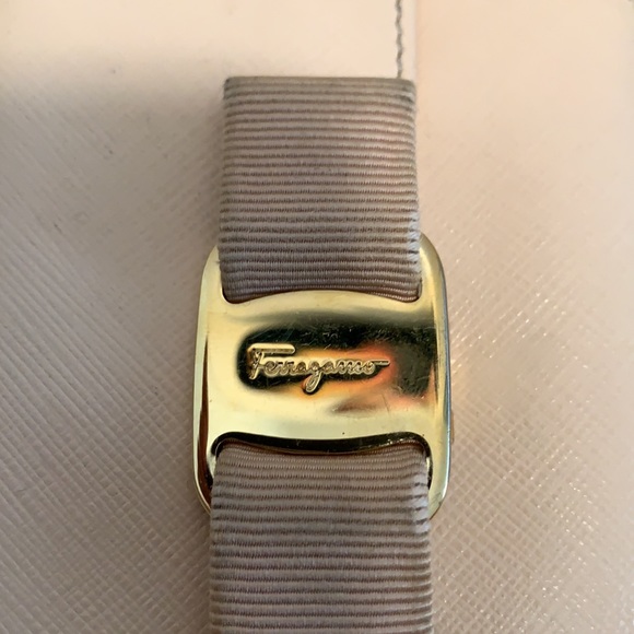 Salvatore Ferragamo Cream Wallet with Gold Buckle - Picture 7 of 15